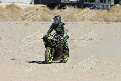 media/Nov-01-2025-CVMA (Sat) [[fc0f7531b8]]/Race 2-Amateur Formula Middleweight/